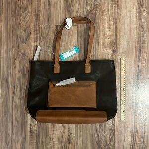 Market and spruce Ava Luggage Tote
